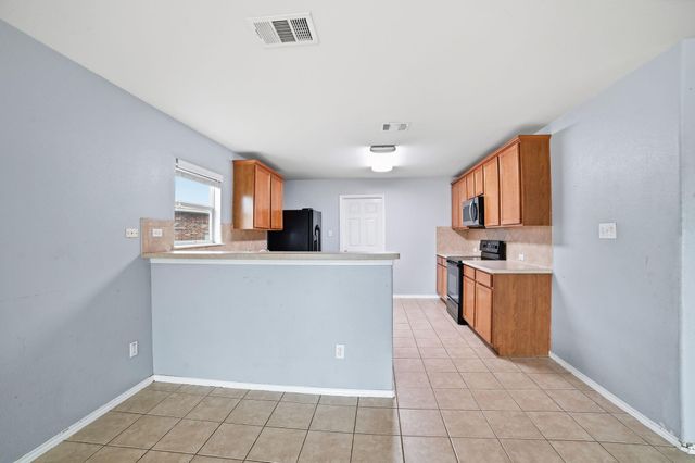 316 Housefinch LOOP, Leander, TX 78641