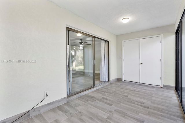 48 Matador Ln 5-23, Davie, FL 33324