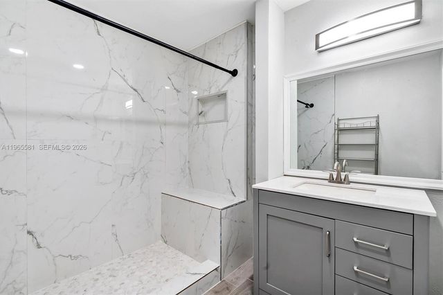 48 Matador Ln 5-23, Davie, FL 33324