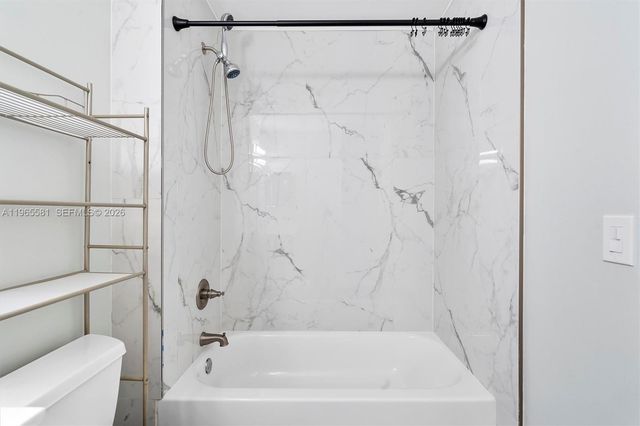 48 Matador Ln 5-23, Davie, FL 33324