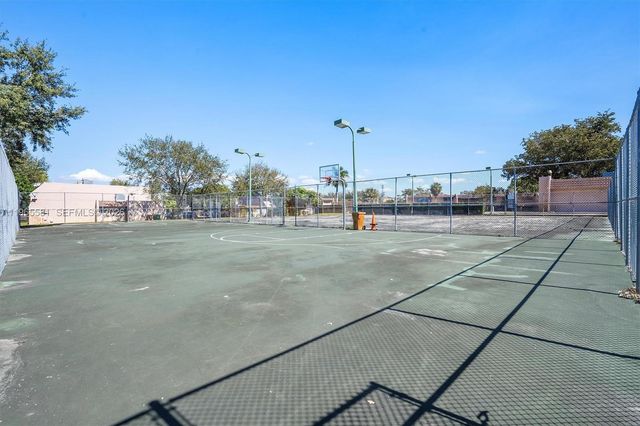 48 Matador Ln 5-23, Davie, FL 33324