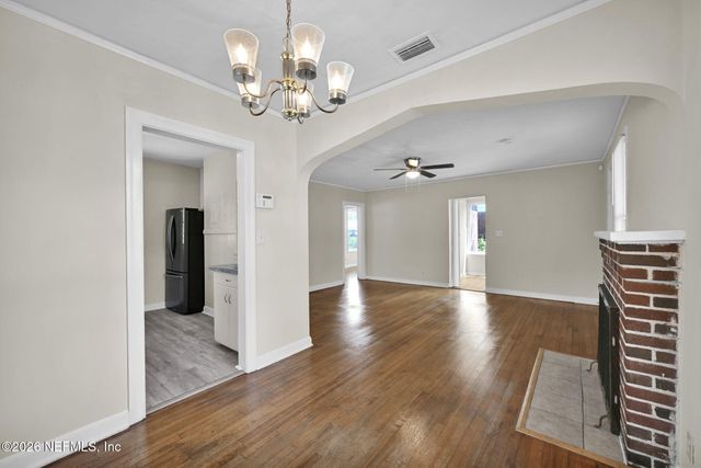 355 E 45TH Street, Jacksonville, FL 32208