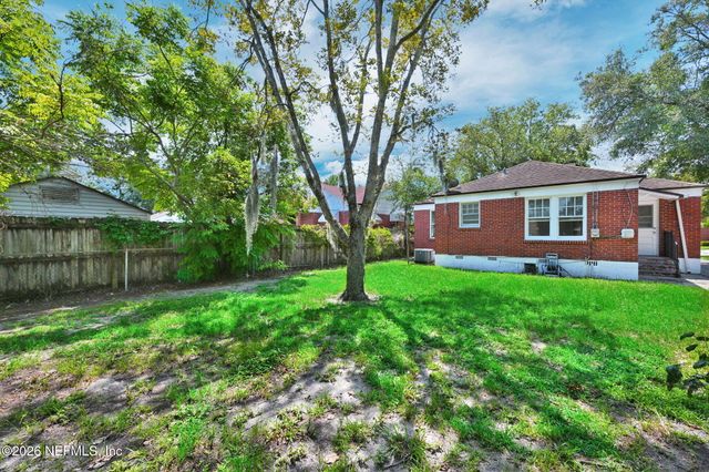 355 E 45TH Street, Jacksonville, FL 32208