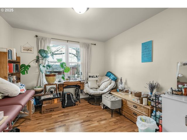 580 N SHERIDAN St, Mt Angel, OR 97362