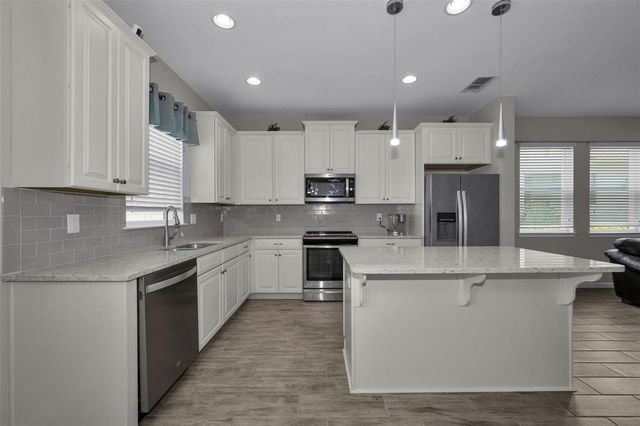 11823 BROOKSIDE DRIVE, Bradenton, FL 34211
