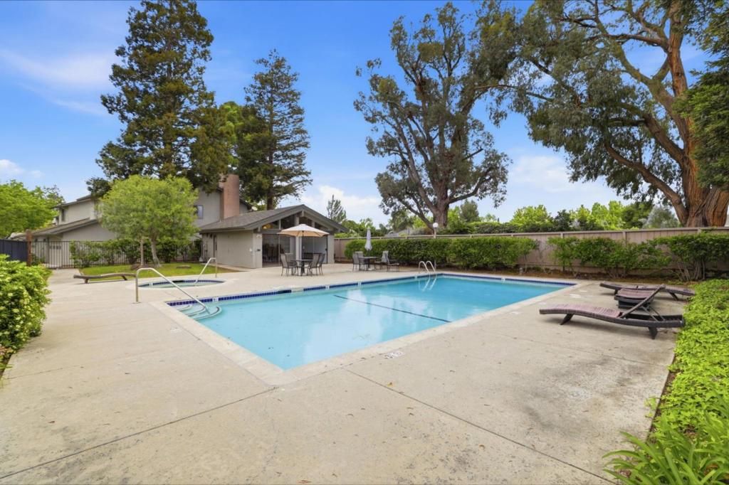 Image 33 of property listing at 575 Manet Terrace, Sunnyvale, CA 94087