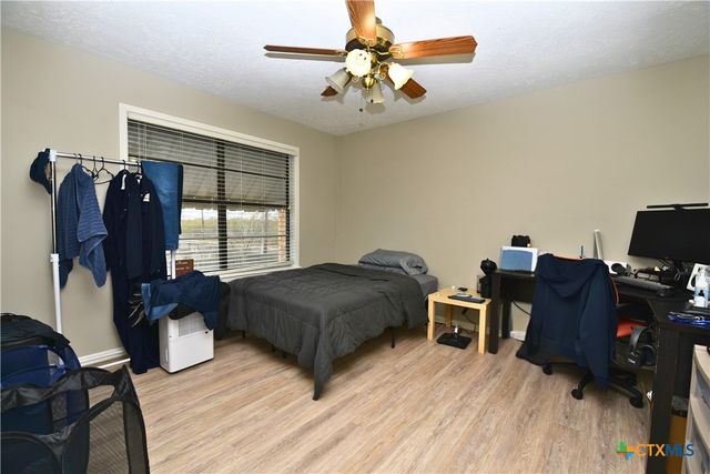 100 Seascape Drive B, Port Lavaca, TX 77979