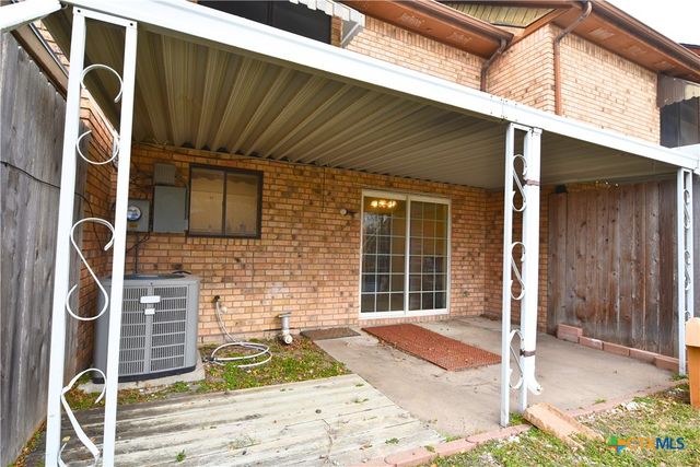 100 Seascape Drive B, Port Lavaca, TX 77979