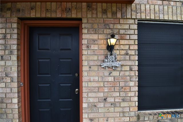 100 Seascape Drive B, Port Lavaca, TX 77979