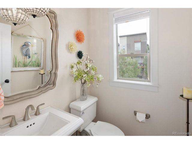 9035 E 49th Pl, Denver, CO 80238