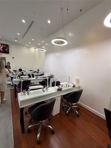 Beauty Salon & Spa in Brickell, Miami, FL 33131