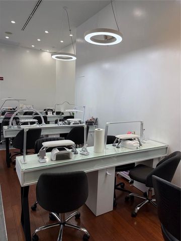 Beauty Salon & Spa in Brickell, Miami, FL 33131