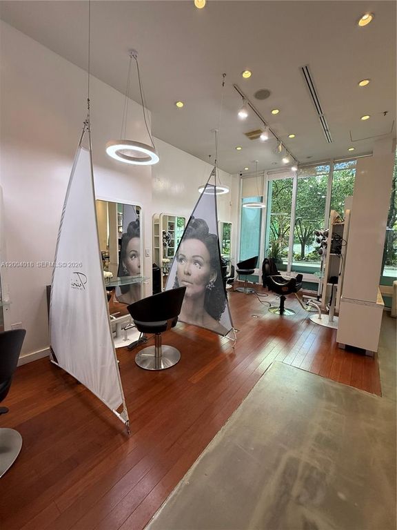 Beauty Salon & Spa in Brickell, Miami, FL 33131