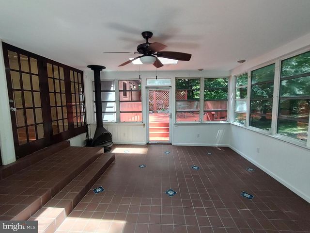 112 CLAYBROOK DR, Silver Spring, MD 20902