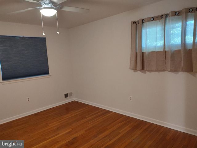 112 CLAYBROOK DR, Silver Spring, MD 20902