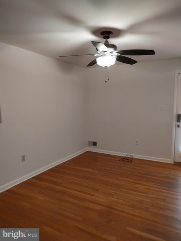 112 CLAYBROOK DR, Silver Spring, MD 20902