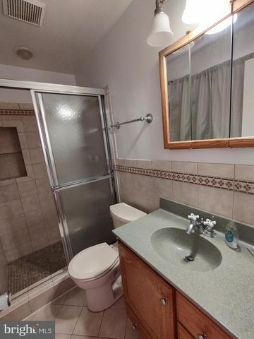 112 CLAYBROOK DR, Silver Spring, MD 20902