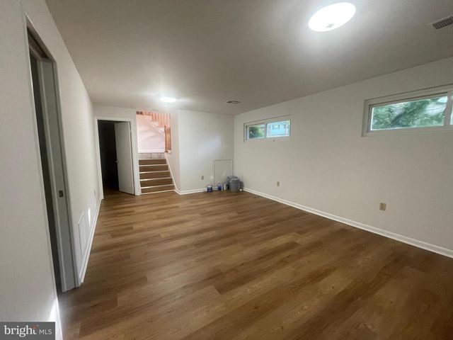 112 CLAYBROOK DR, Silver Spring, MD 20902