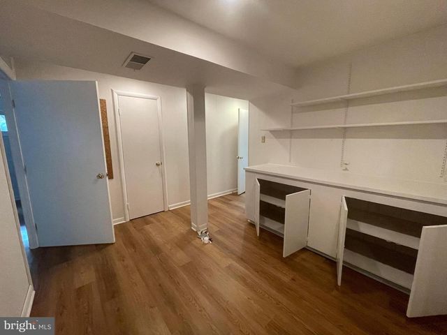112 CLAYBROOK DR, Silver Spring, MD 20902