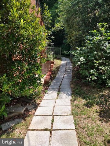 112 CLAYBROOK DR, Silver Spring, MD 20902