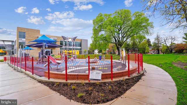112 CLAYBROOK DR, Silver Spring, MD 20902
