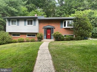 112 CLAYBROOK DR, Silver Spring, MD 20902