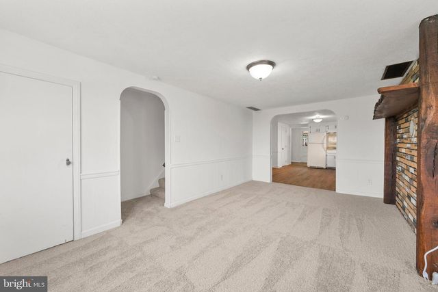 1305 KRAMER MILL RD, Denver, PA 17517