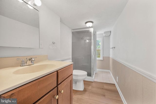 1305 KRAMER MILL RD, Denver, PA 17517