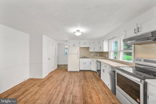 1305 KRAMER MILL RD, Denver, PA 17517