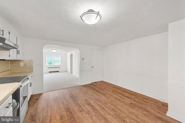 1305 KRAMER MILL RD, Denver, PA 17517