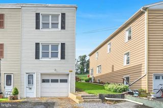 1305 KRAMER MILL RD, Denver, PA 17517