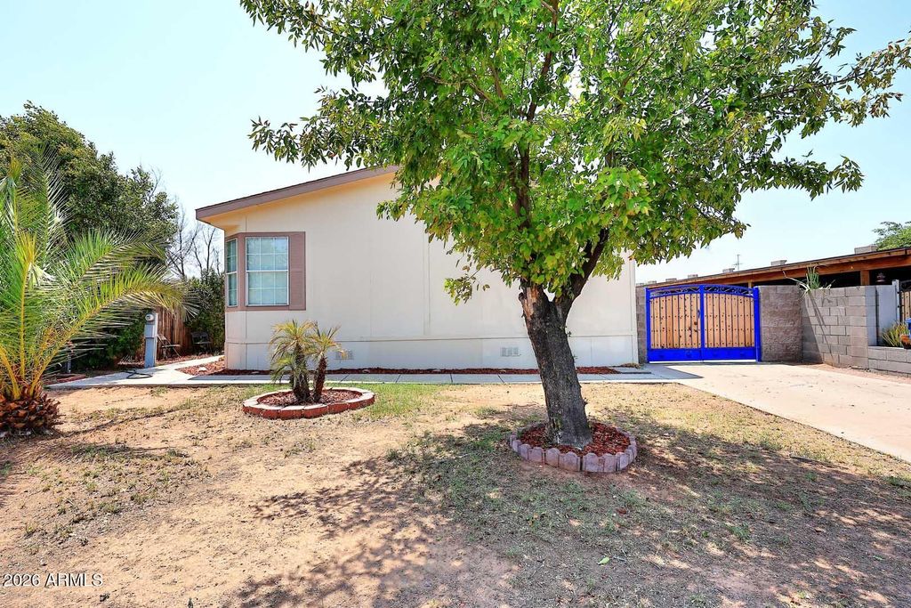 316 S WINDSOR --, Mesa, AZ 85204 — exterior