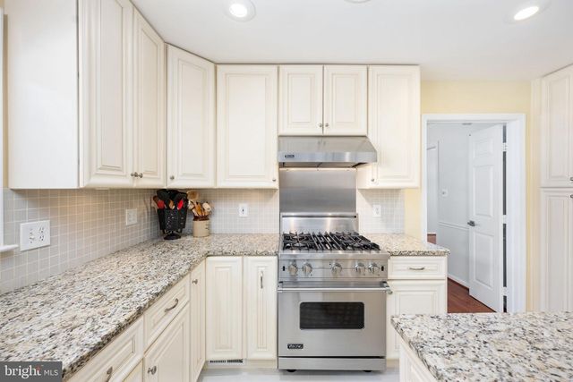 13953 OLEANDER CT, Woodbridge, VA 22193