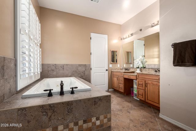 25234 W BLUE SKY Drive, Wittmann, AZ 85361