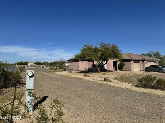 25234 W BLUE SKY Drive, Wittmann, AZ 85361