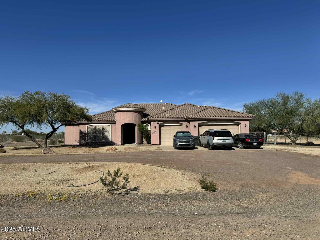 25234 W BLUE SKY Drive, Wittmann, AZ 85361