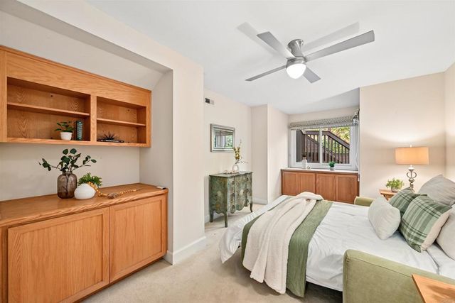 441 Holmwood Lane, Solana Beach, CA 92075
