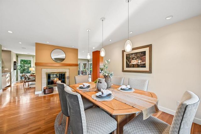 441 Holmwood Lane, Solana Beach, CA 92075
