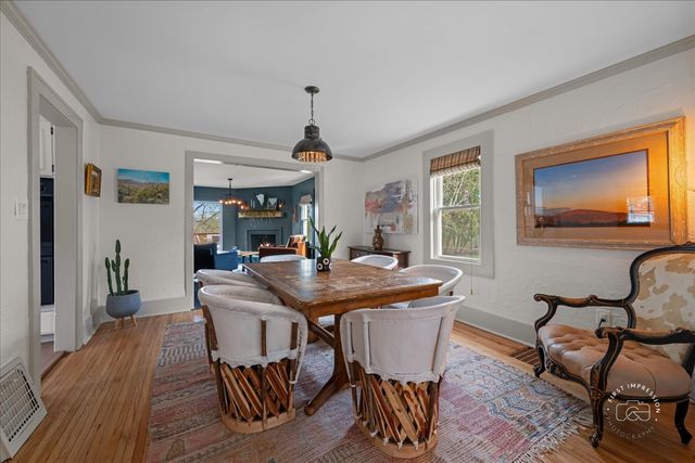 304 S Water Street, Batavia, IL 60510