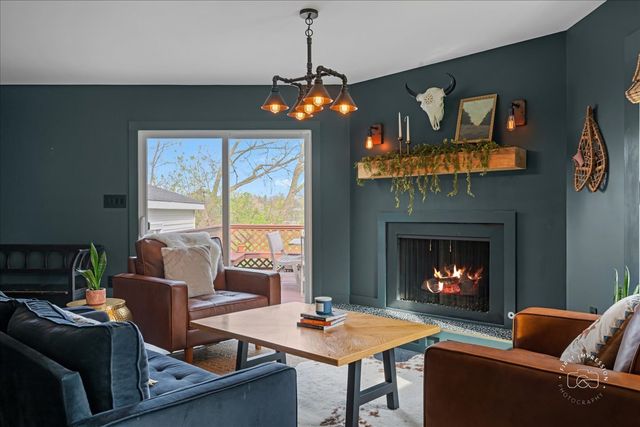 304 S Water Street, Batavia, IL 60510