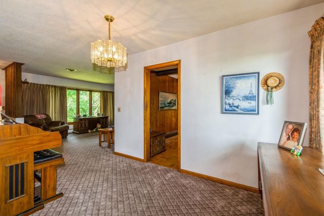 2584 County Road 33 SE, Buffalo, MN 55313