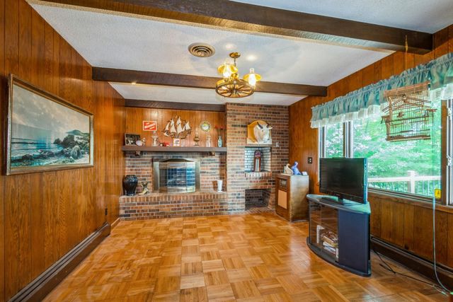 2584 County Road 33 SE, Buffalo, MN 55313