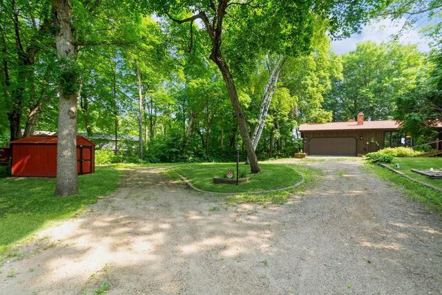 2584 County Road 33 SE, Buffalo, MN 55313