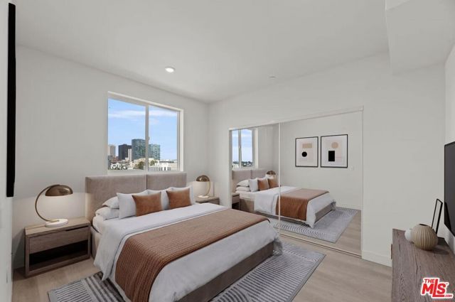 719 S Hoover 608, Los Angeles, CA 90005