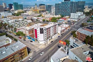 719 S Hoover 608, Los Angeles, CA 90005