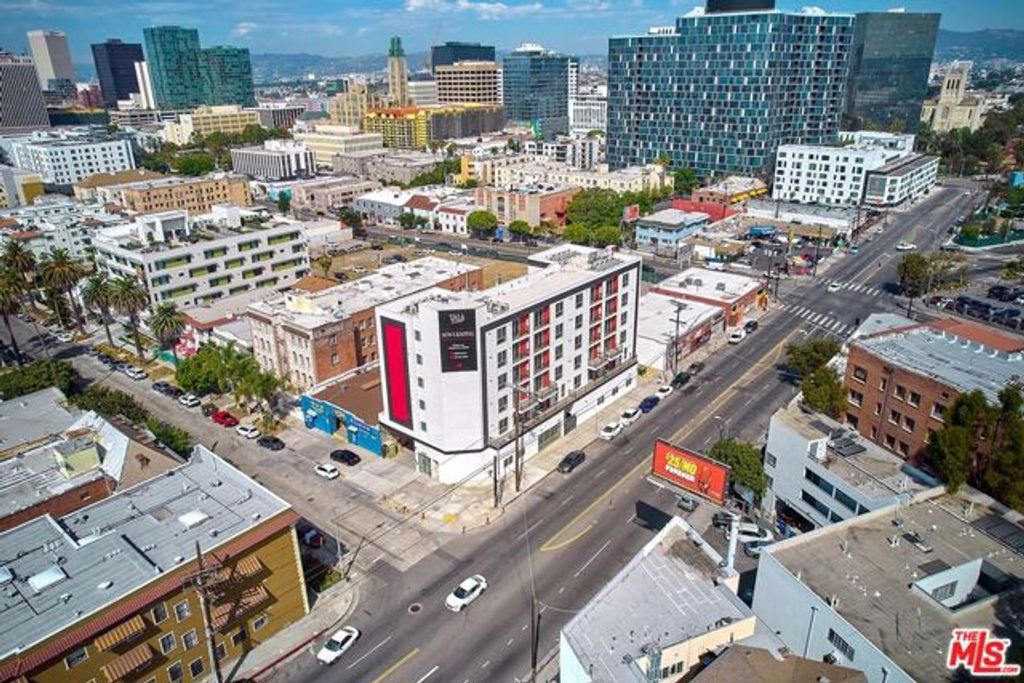 719 S Hoover 608, Los Angeles, CA 90005