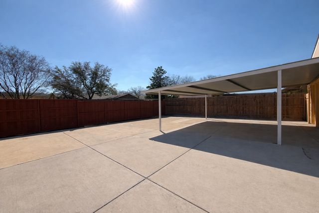 1410 Bowie Street, Garland, TX 75042