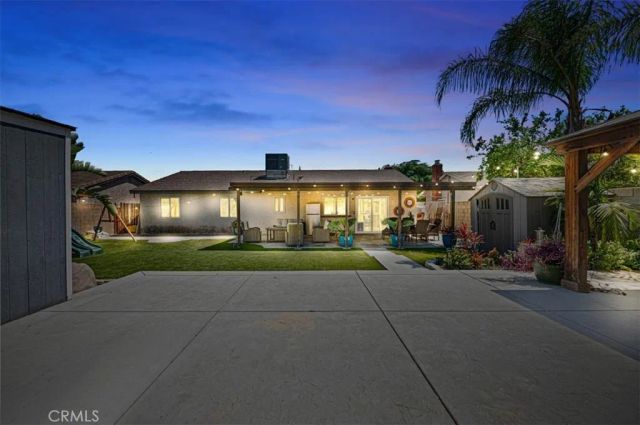 18054 Granada, Fontana, CA 92335