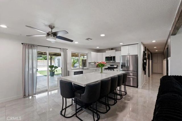 18054 Granada, Fontana, CA 92335