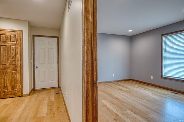 5083 Springfield Road, Wadesville, IN 47638